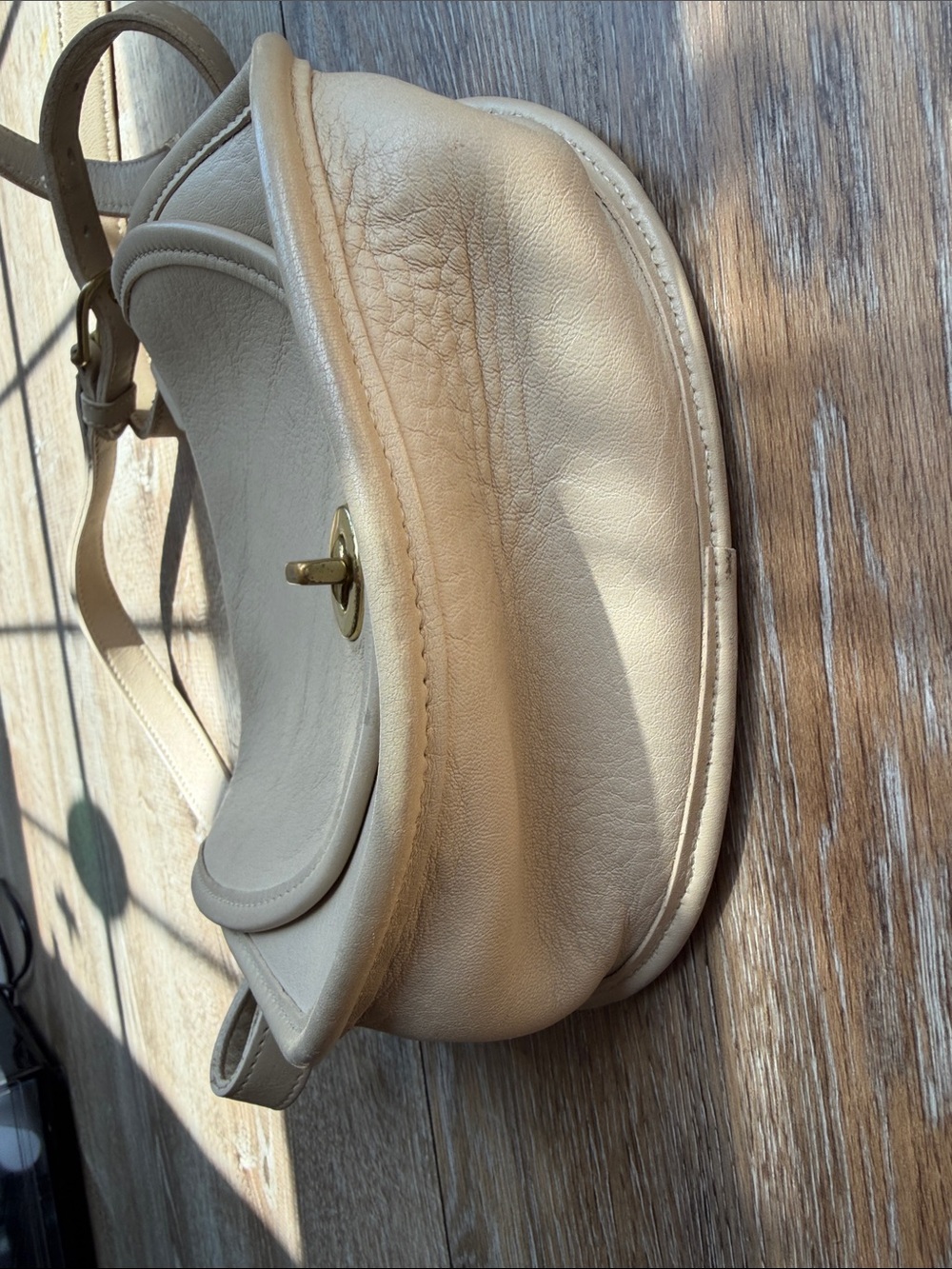 Vintage Coach Watson bag in color Bone 1996 - Picture 12 of 16